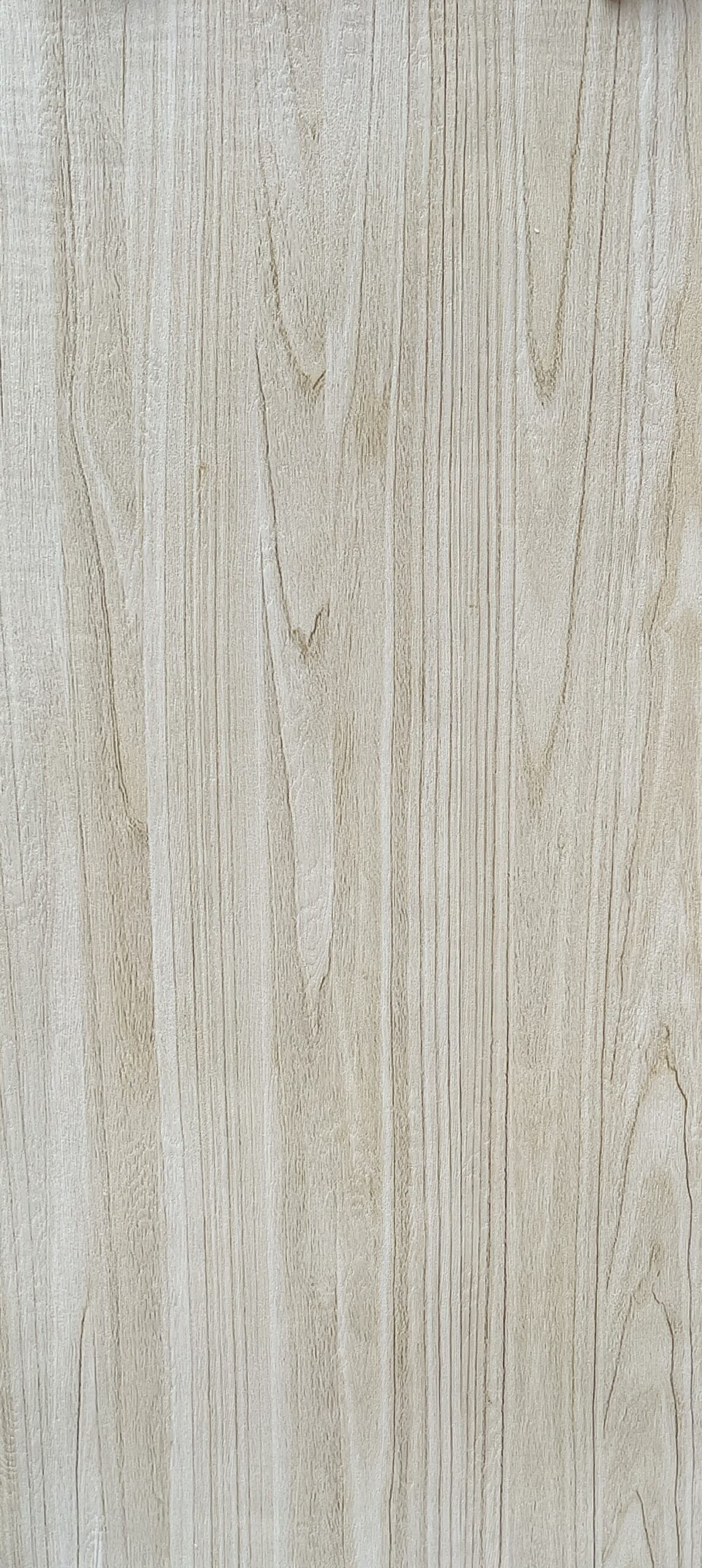 Soft Stone DS_TIFW-33 - светлобежов панел с дървесна текстура 1 Soft Stone DS_TIFW-33 - светлобежов гъвкав стенен панел с вертикални дървесни влакна и фини възли