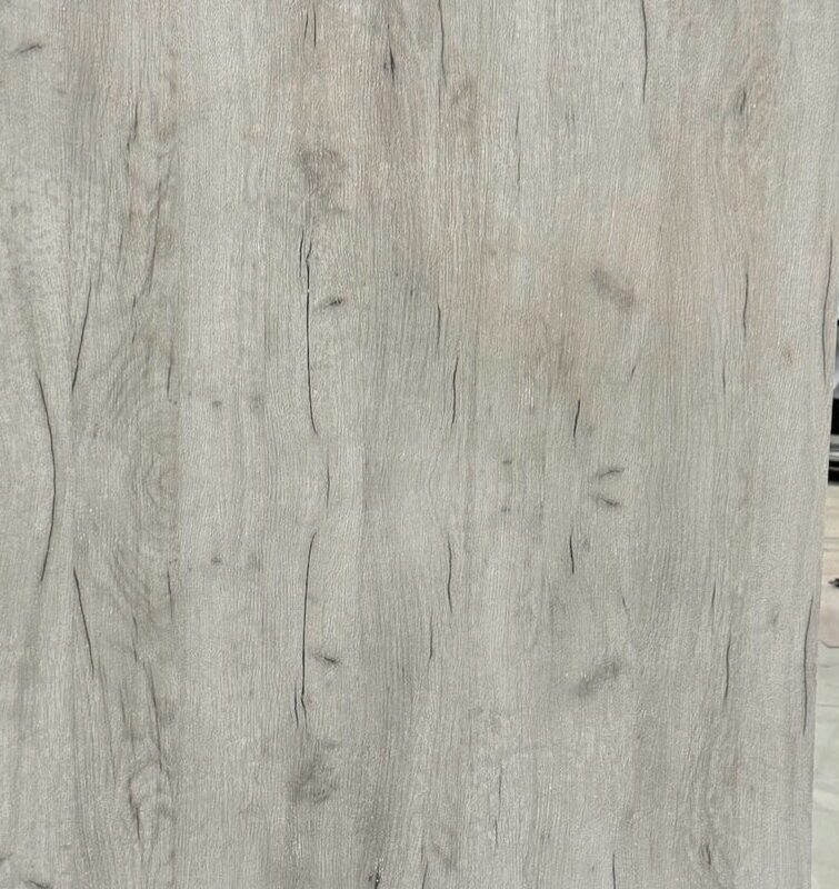 SOFT STONE гъвкав каменен панел светлосив с дървесна шарка и тъмни тънки пукнатини